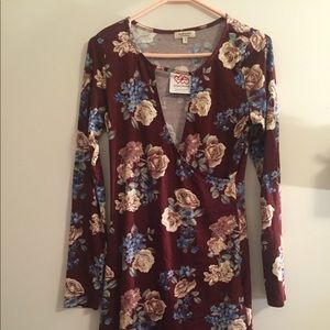 NWT Floral wrap dress